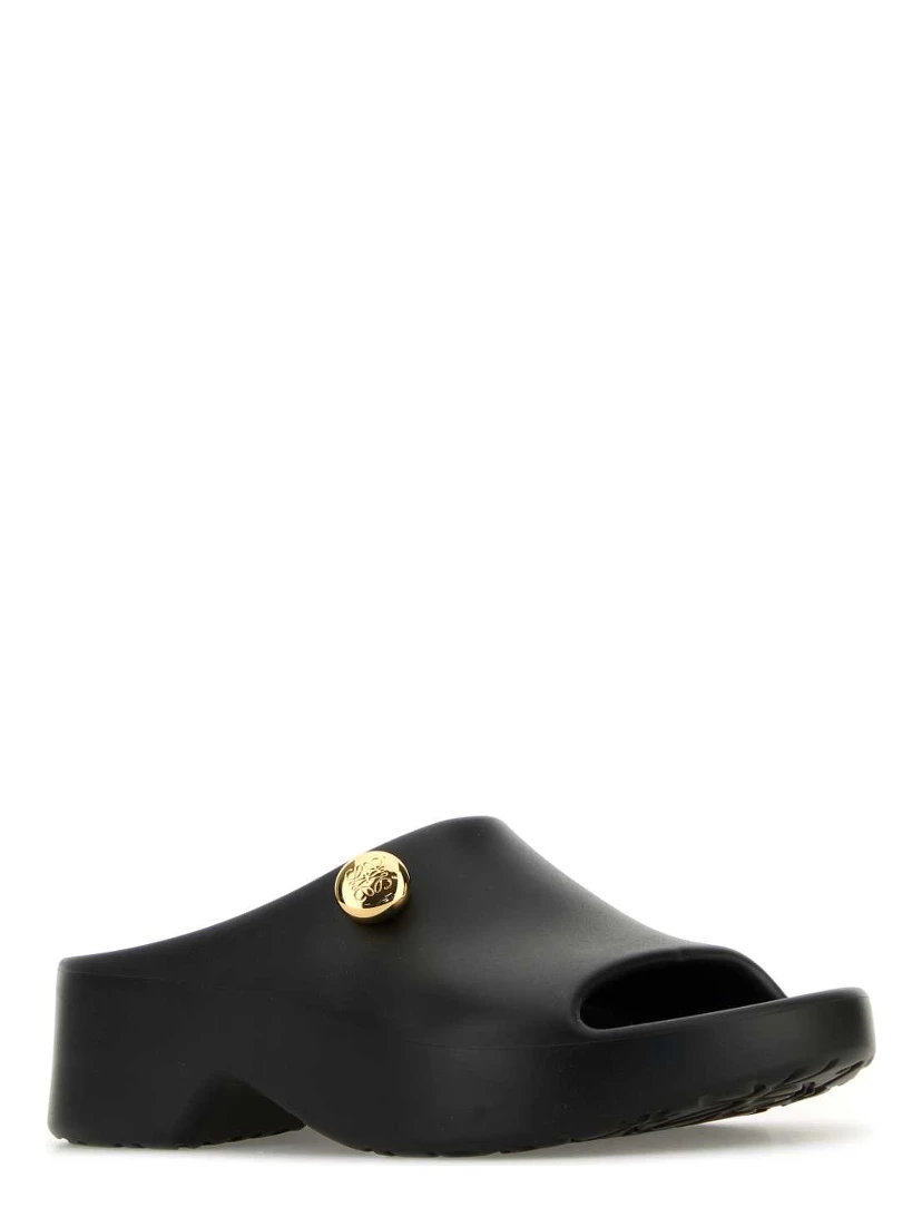 FOAM PEBBLE SLIDE