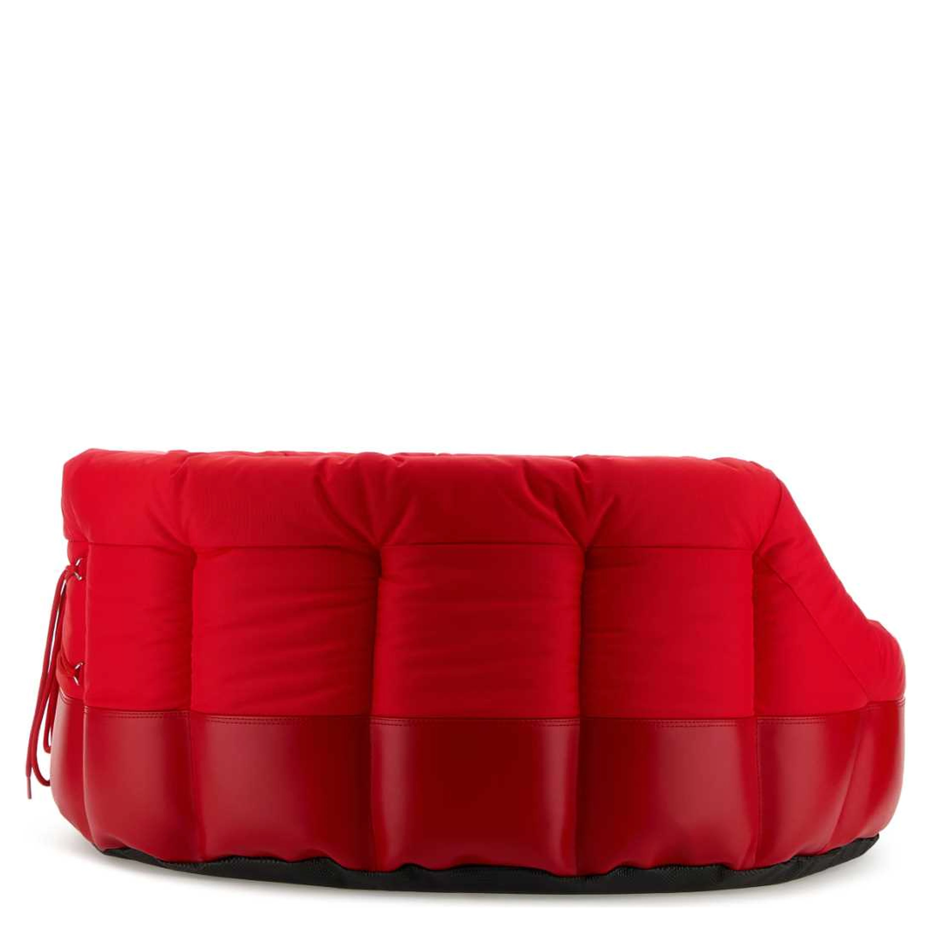 DOG BED x MOONBOOT