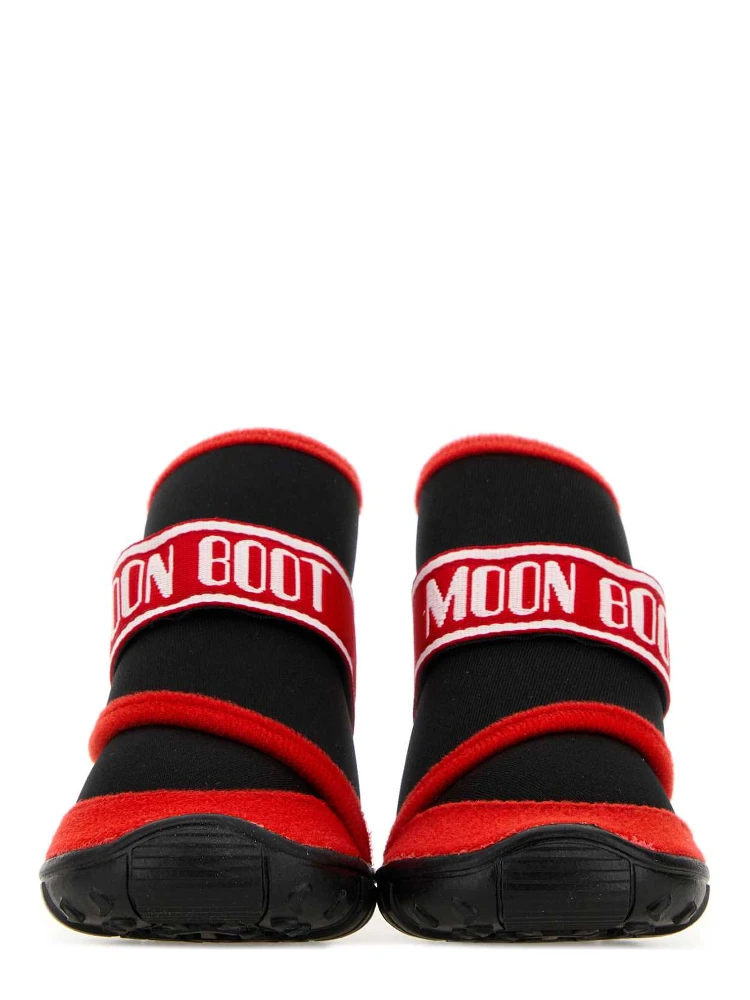 DOG   SHOES X MOONBOOT