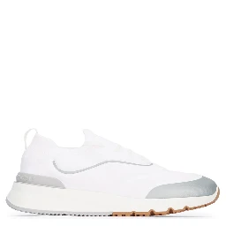 PAIR OF SNEAKERS