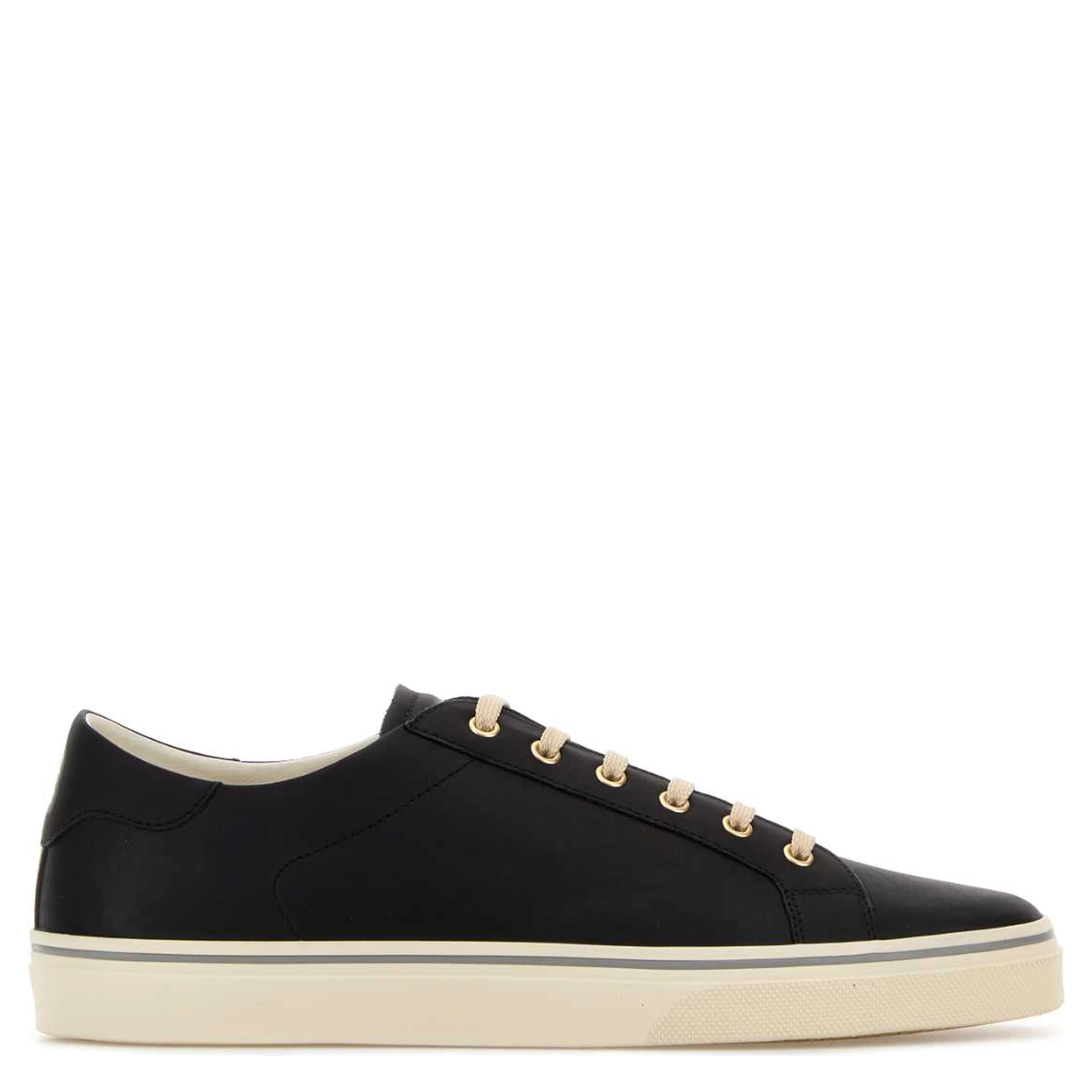 PAIR OF SNEAKERS