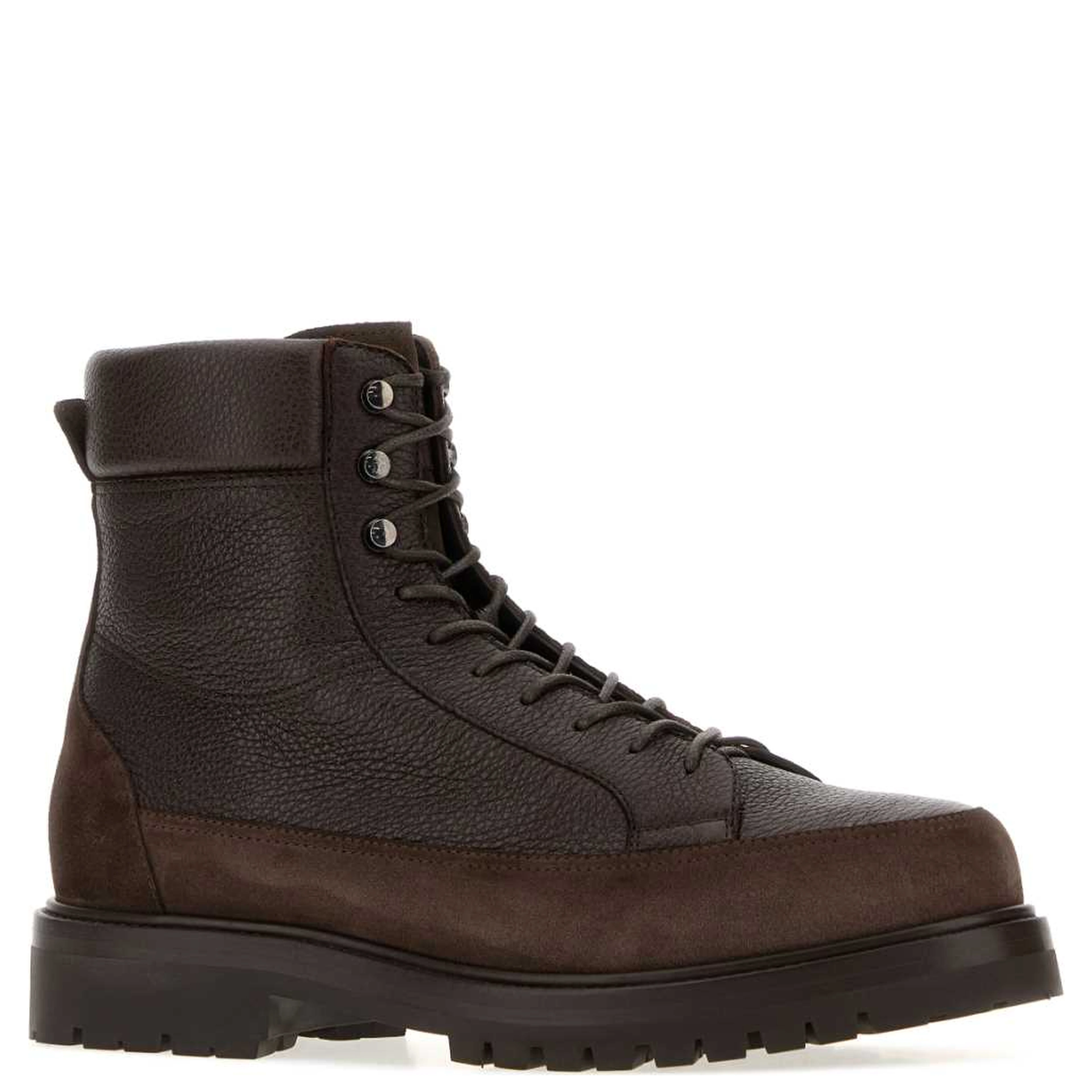 PAIR OF ANKLE BOOTS