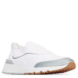 PAIR OF SNEAKERS