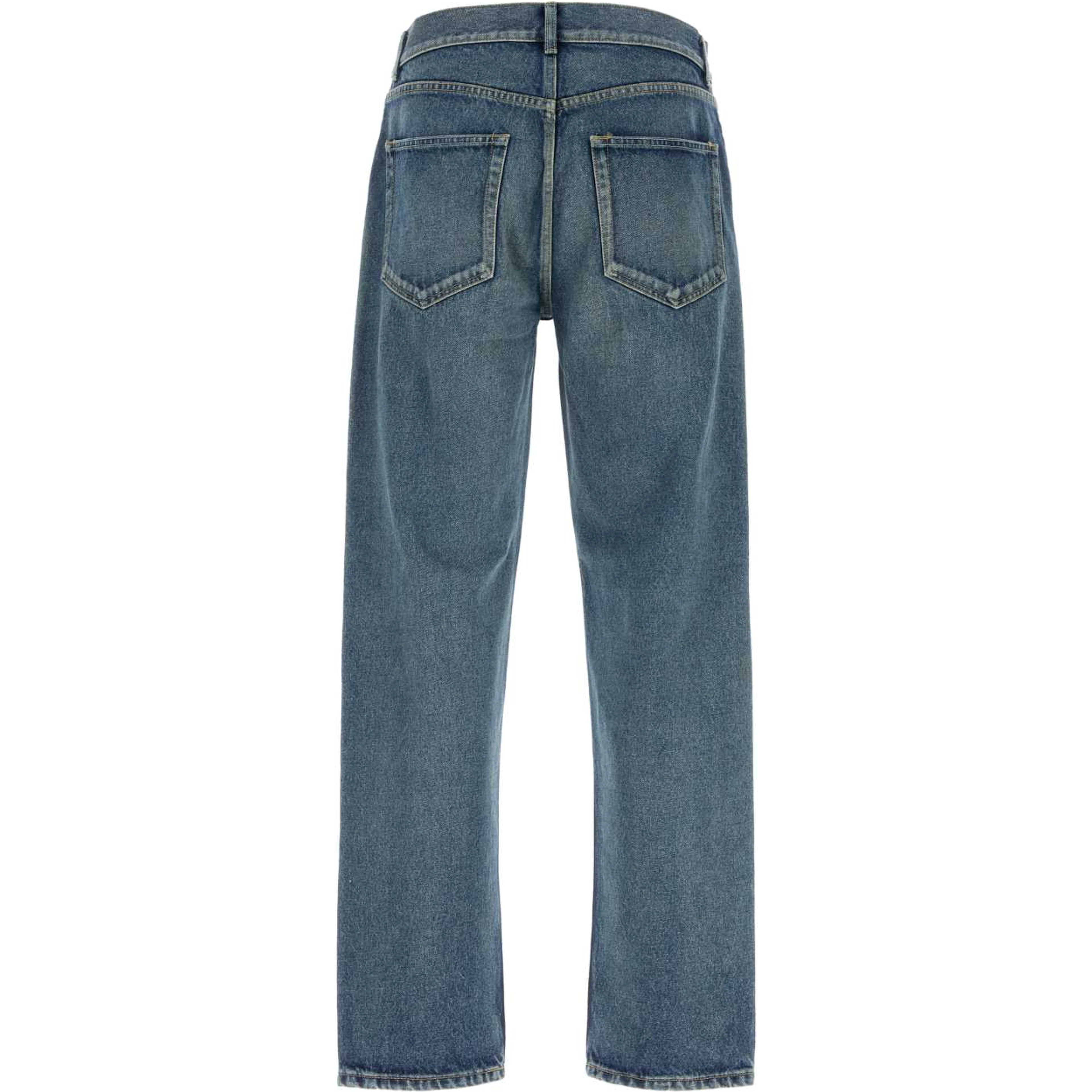 MOE JEAN