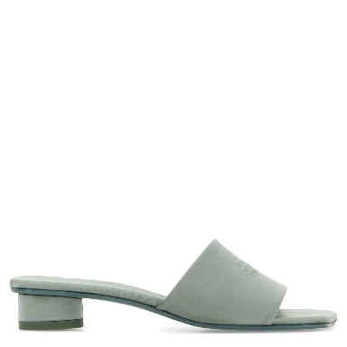 SANDAL