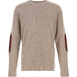 LONG-SLEEVED TOP