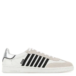 LACE-UP LOW TOP SNEAKERS