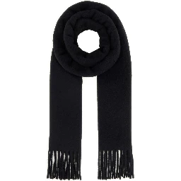 CACHEMIREEFFECTWOOLSCARFWITHAMIDECOEURPATCH