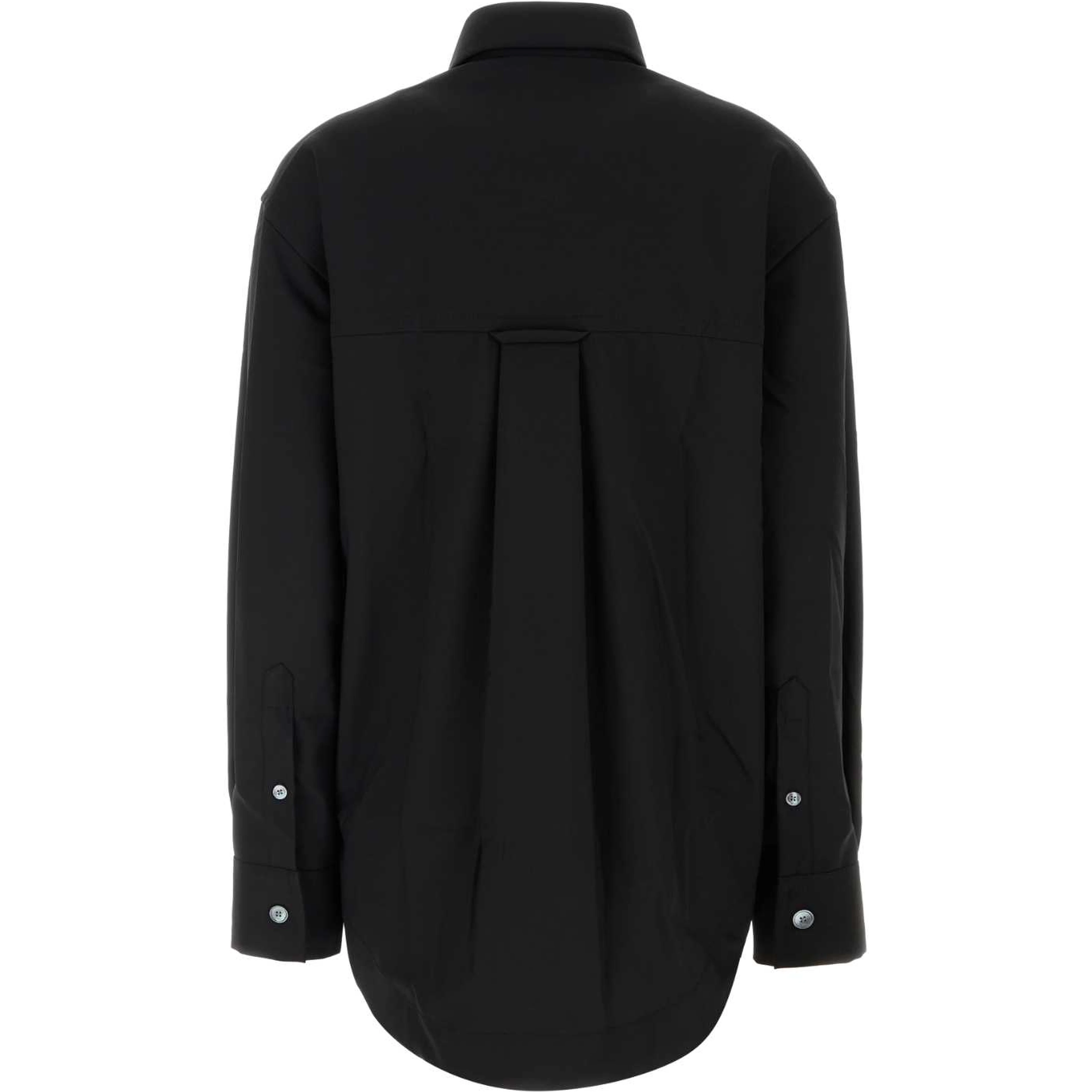 LONG SLEEVE WIDE SHIRT WITH SHARP COLLAR AND EMBOS