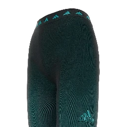 'Equipment' shorts