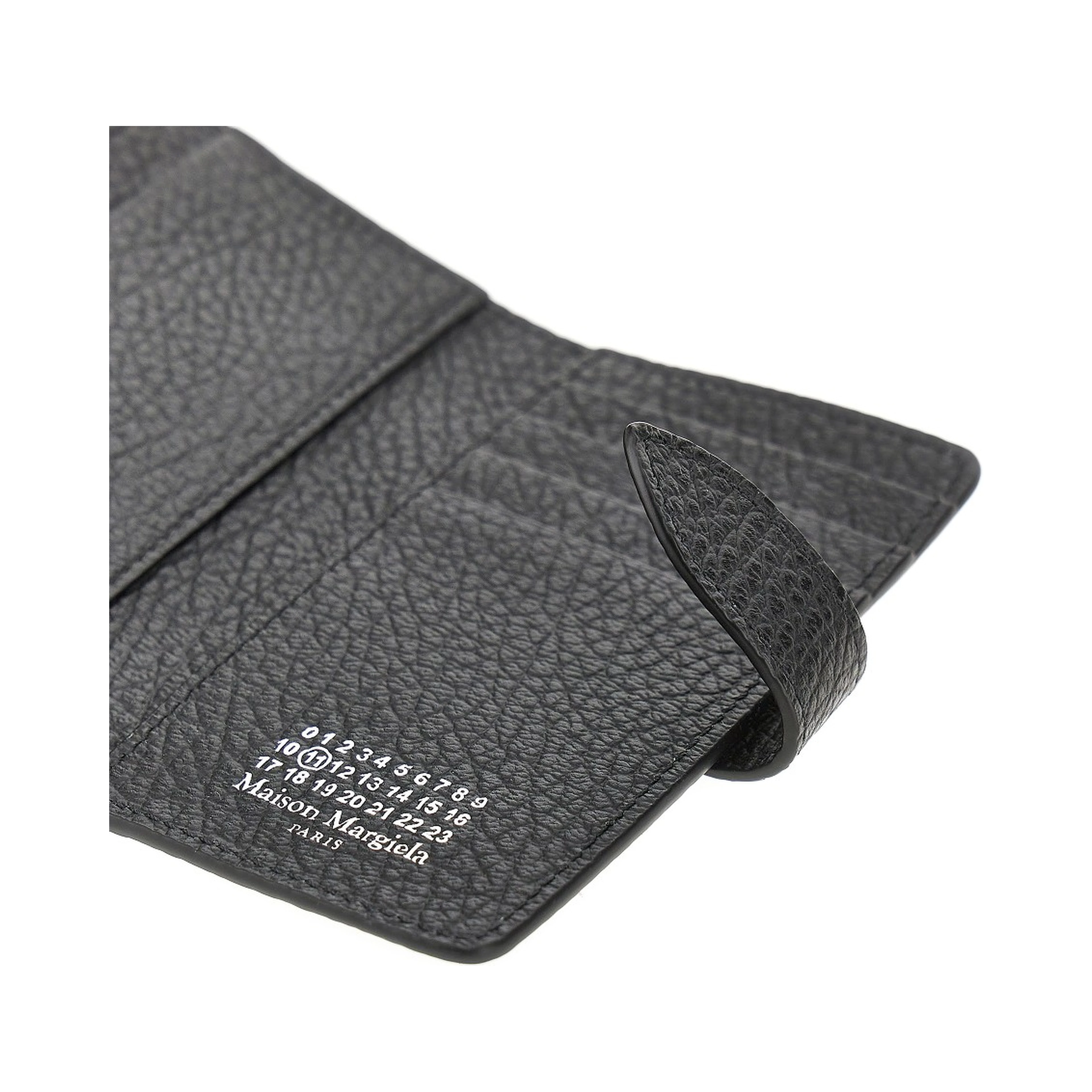 Grain leather bi-fold cardholder