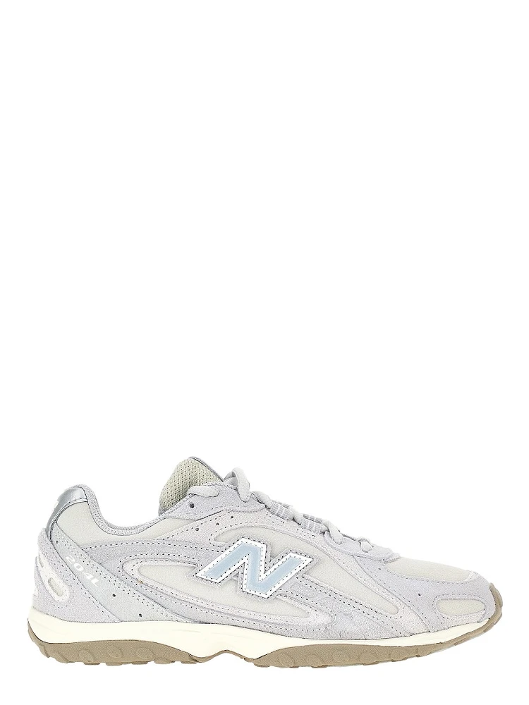 204L sneakers