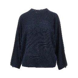 Knitted top with batwing sleeves
