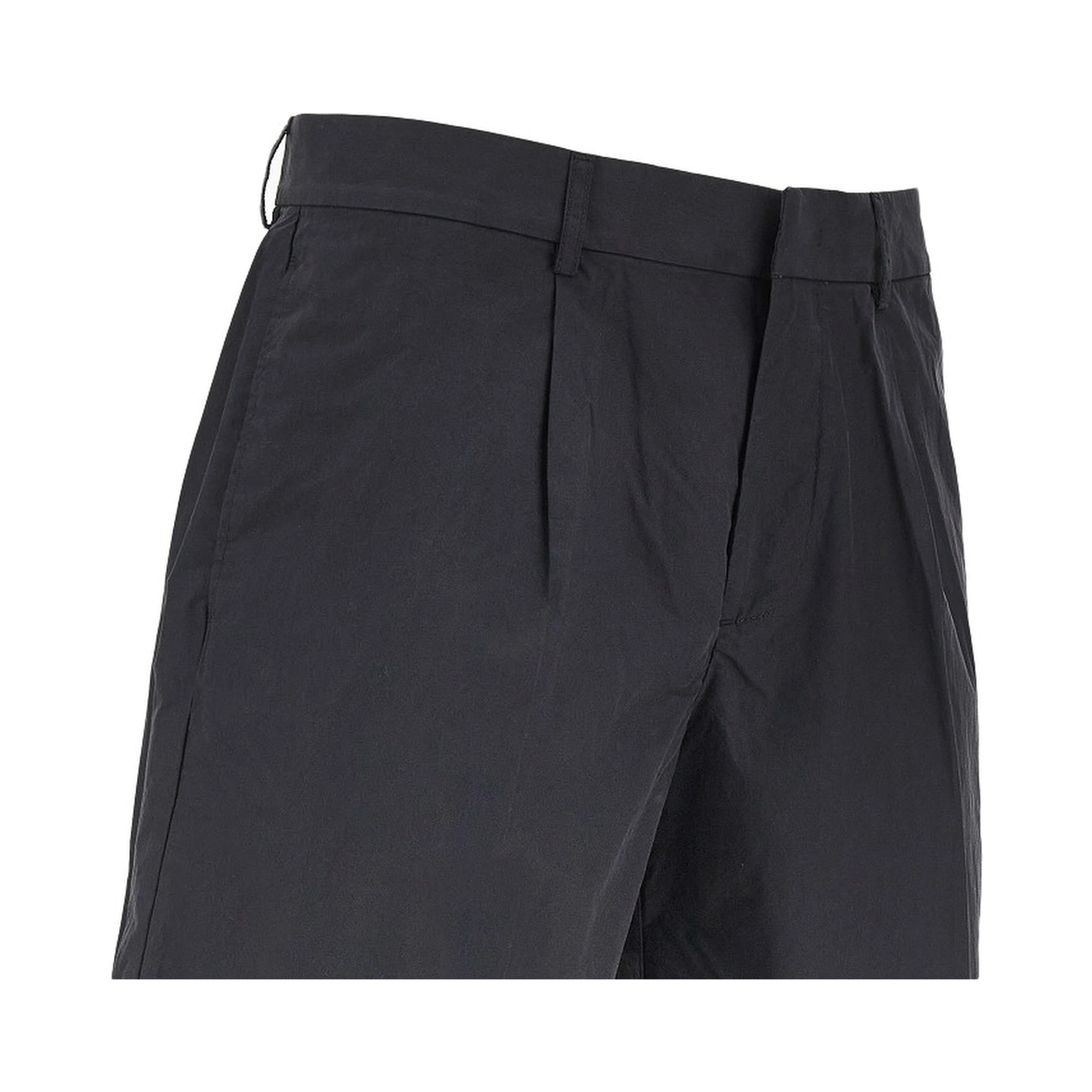 Pima cotton shorts with dart