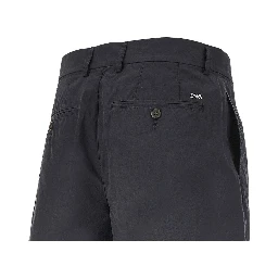 Pima cotton shorts with dart