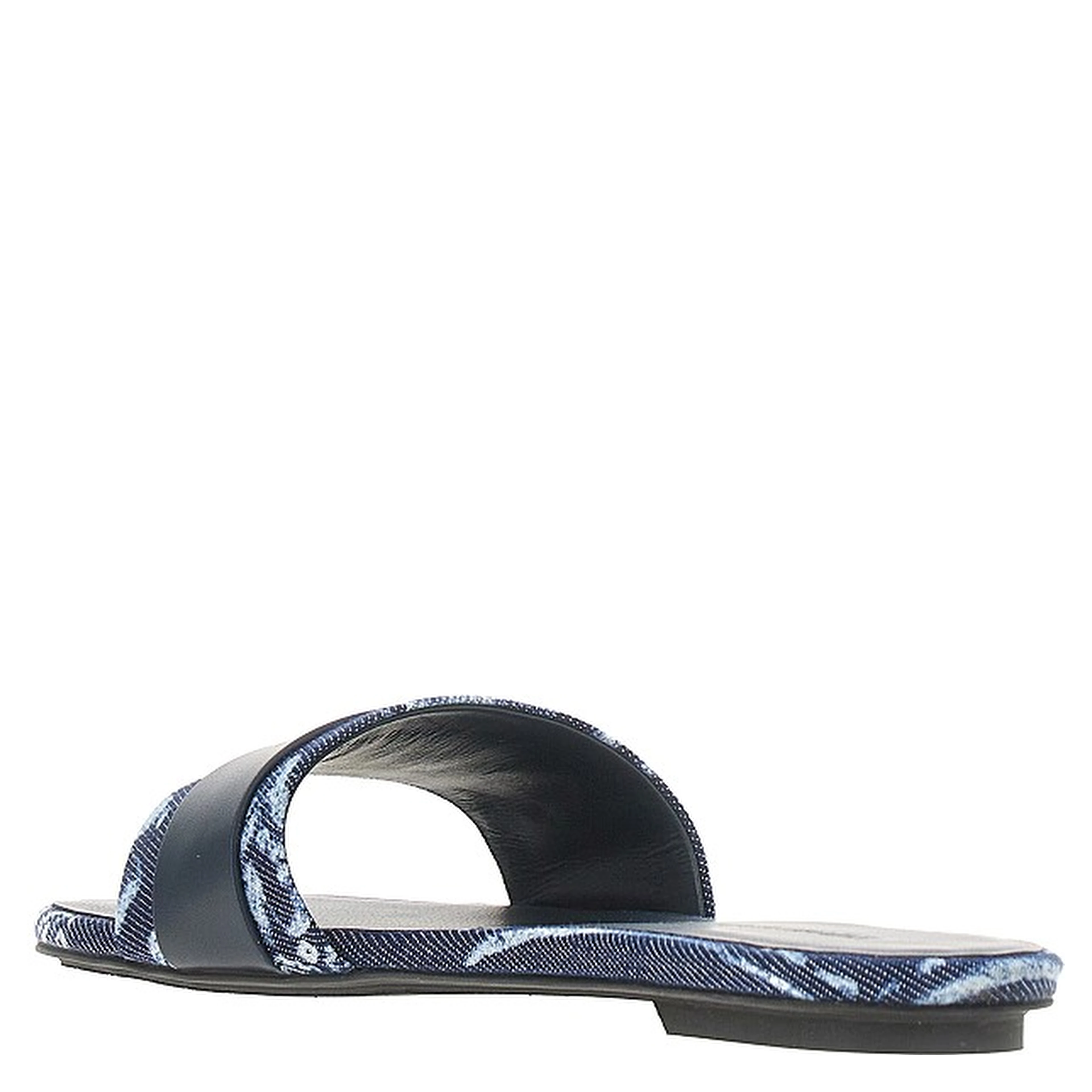 Canvas slides with jacquard Bandana motif