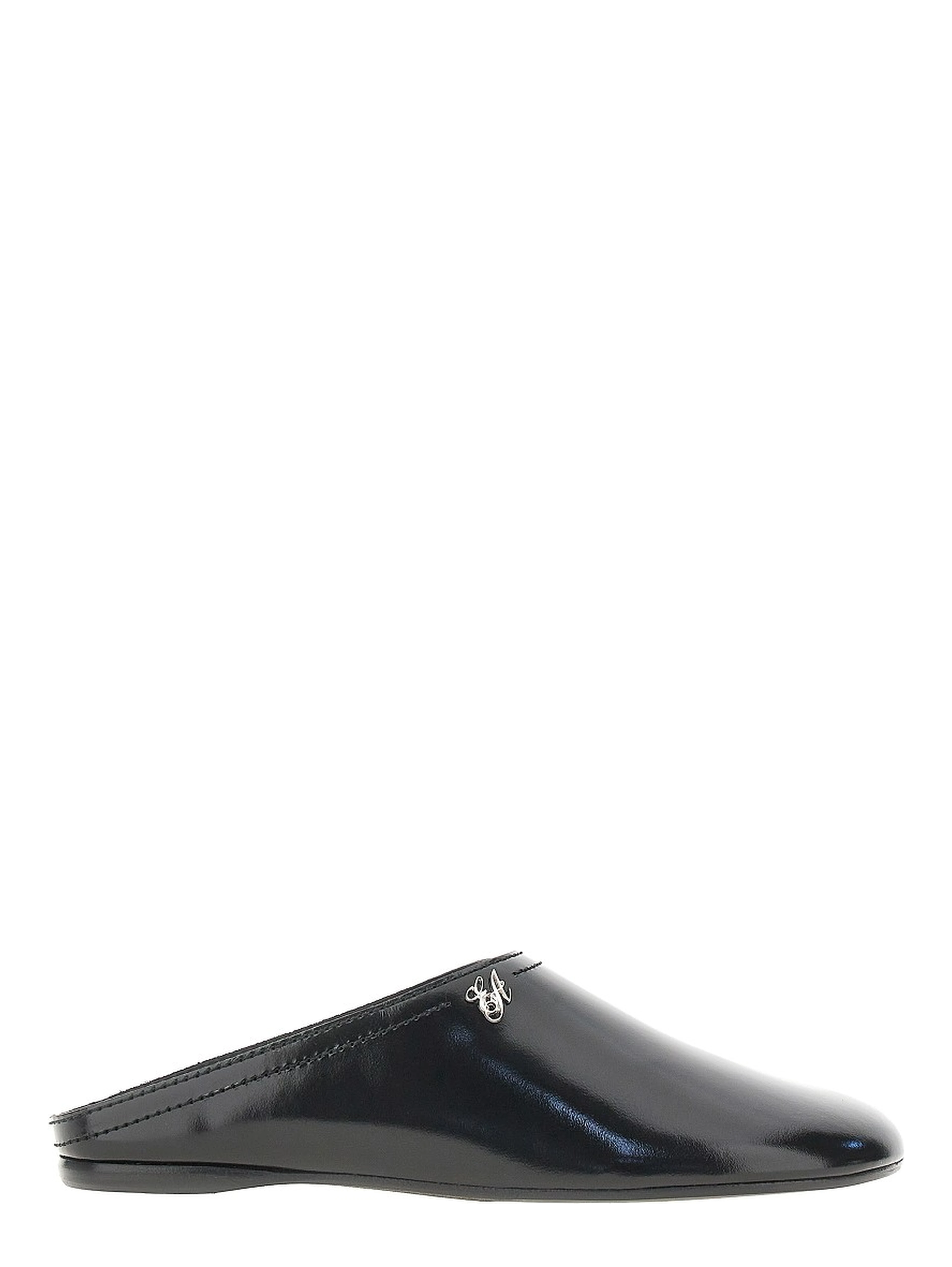 Pantent and brushed leather mules