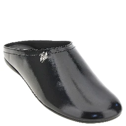 Pantent and brushed leather mules