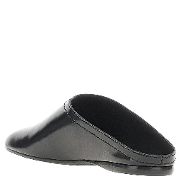 Pantent and brushed leather mules