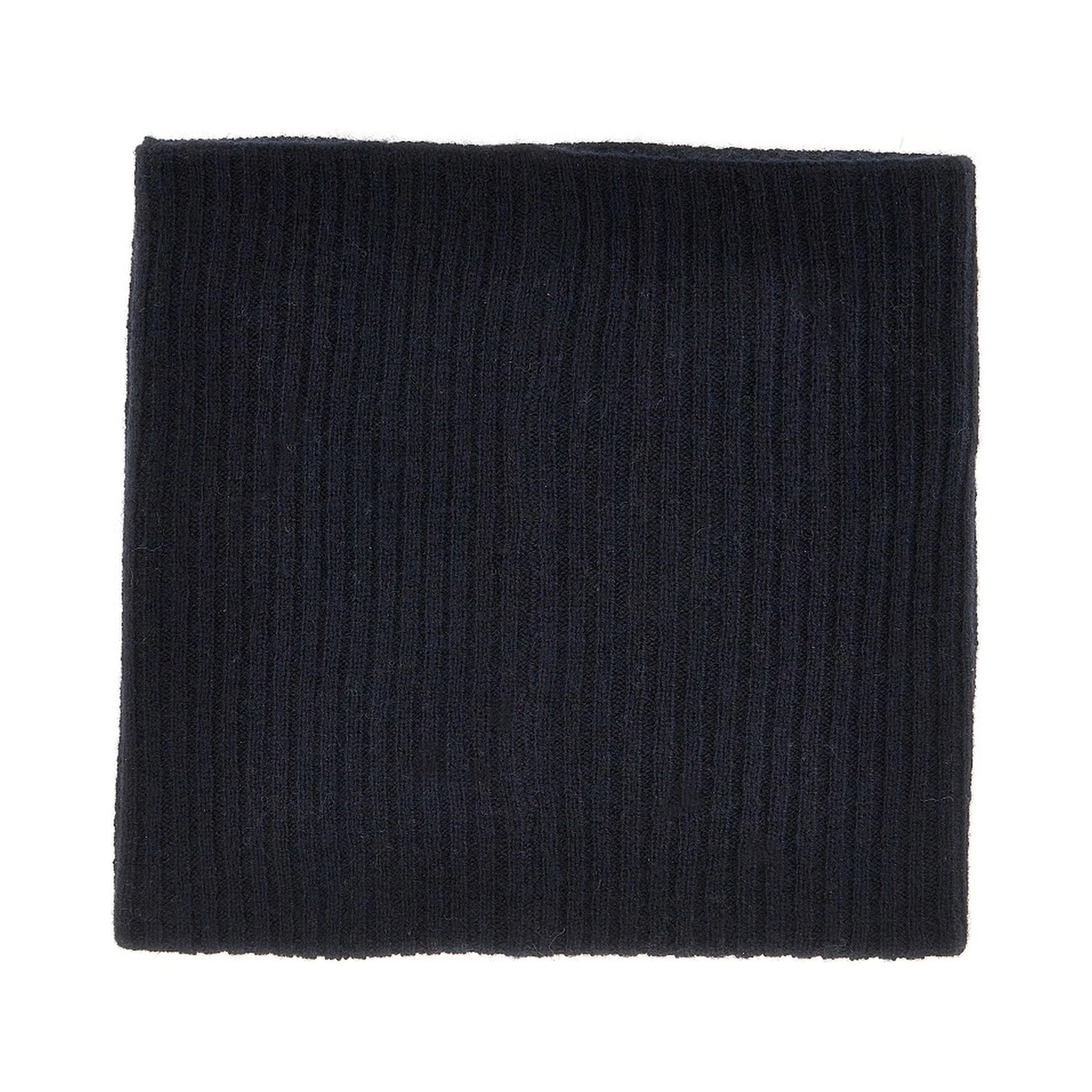 Wool and cashmere neck warmer