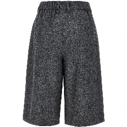 Flannel shorts with darts