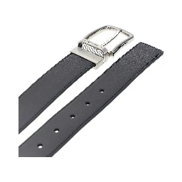 Reversible leather belt with logo