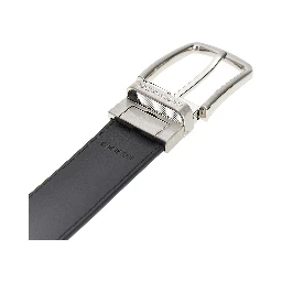 Reversible leather belt with logo