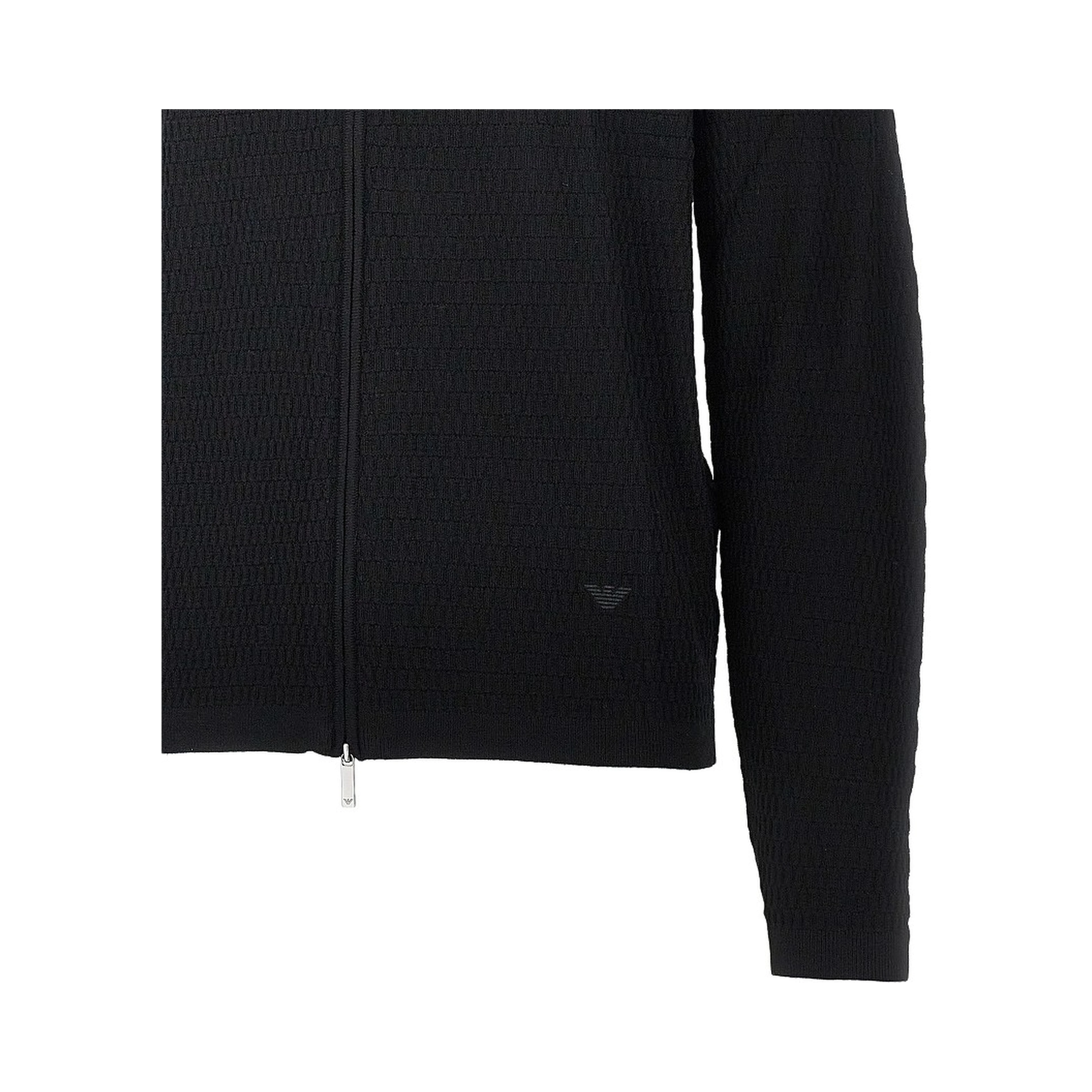 Virgin wool knitted cardigan