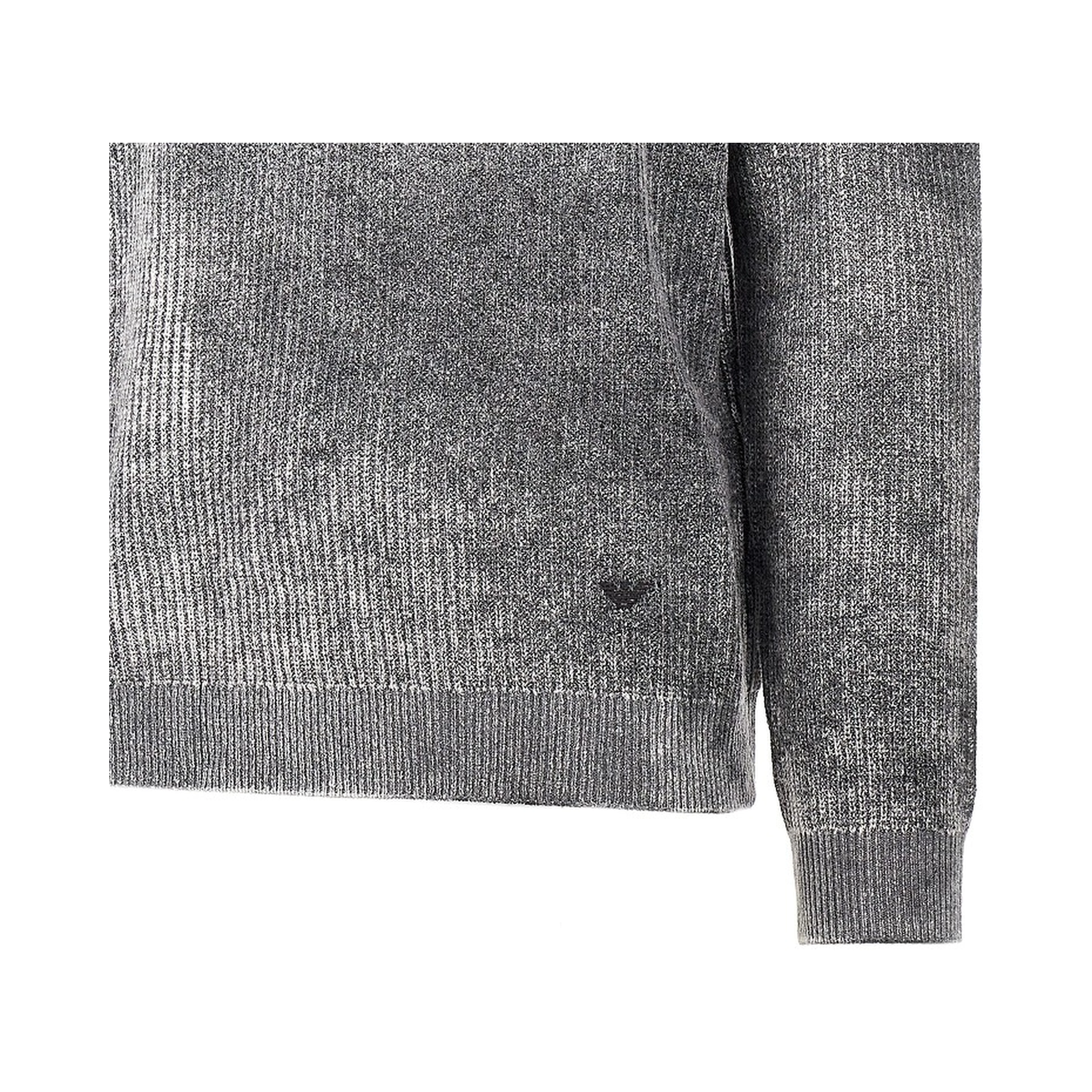 Knitted sweater with faded effect