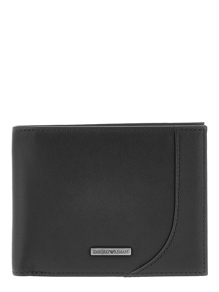 Leather bi-fold wallet