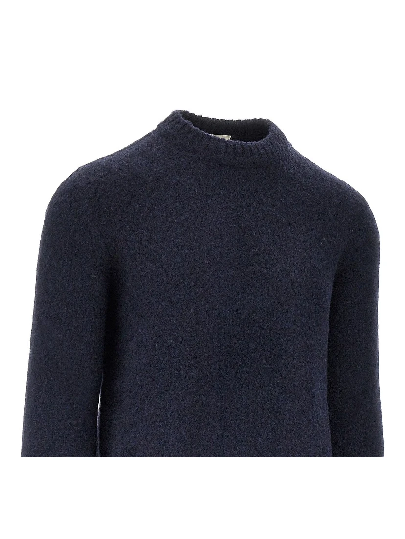 Virgin wool sweater