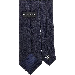 Silk necktie with jacquard motif