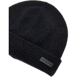 Cashmere beanie hat with leather logo patch