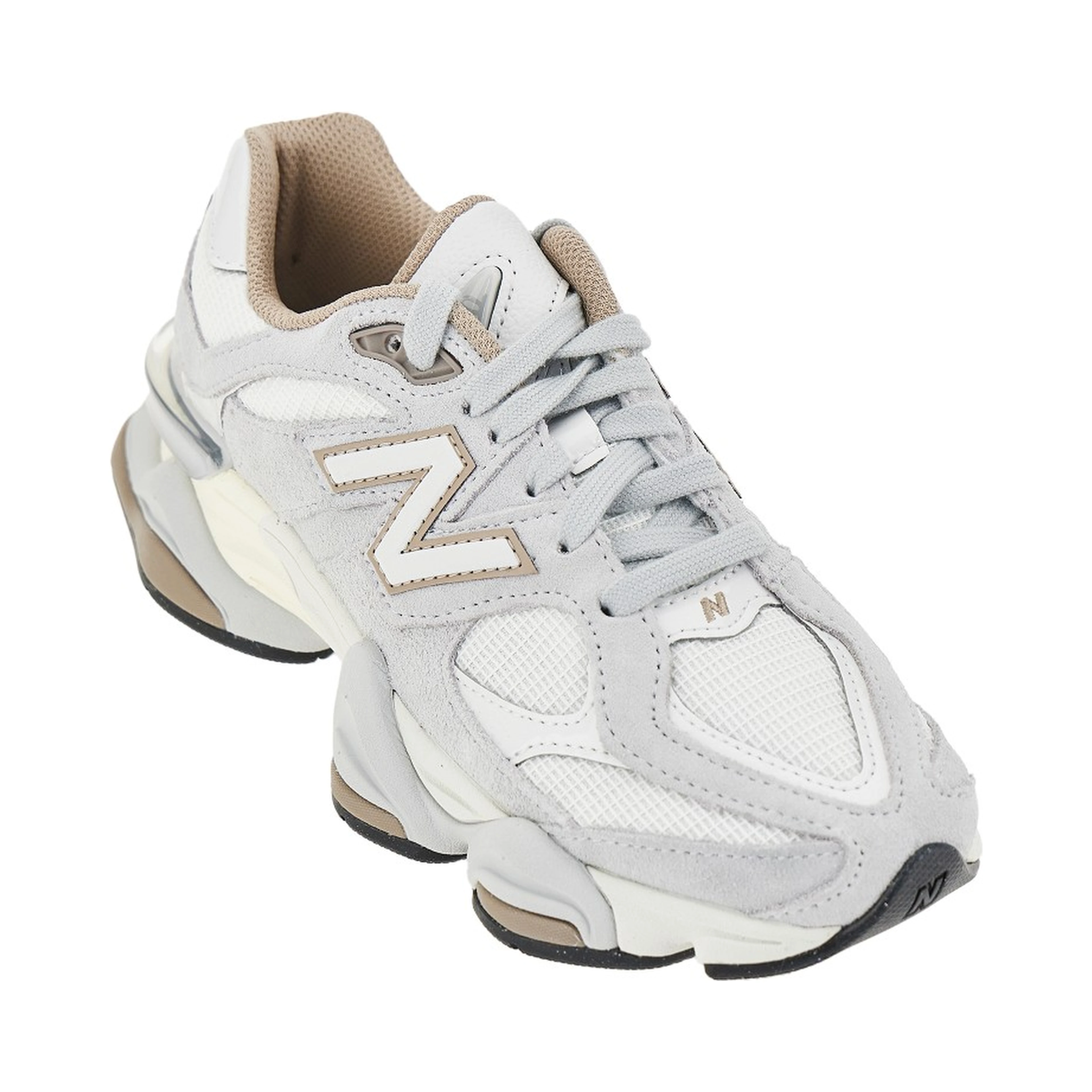 حذاء رياضي 9060