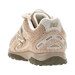 204L sneakers
