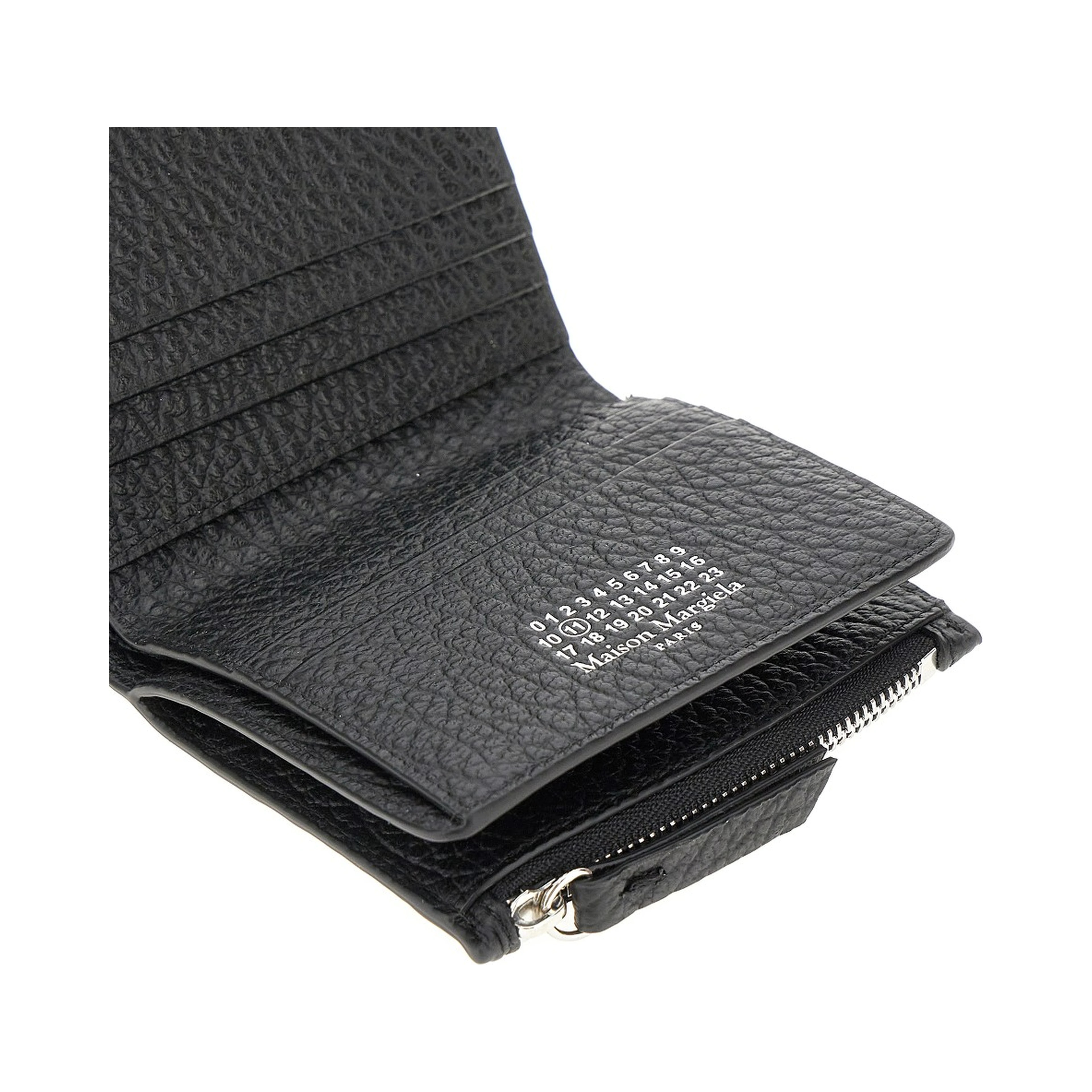 Four Stitches leather booklet wallet