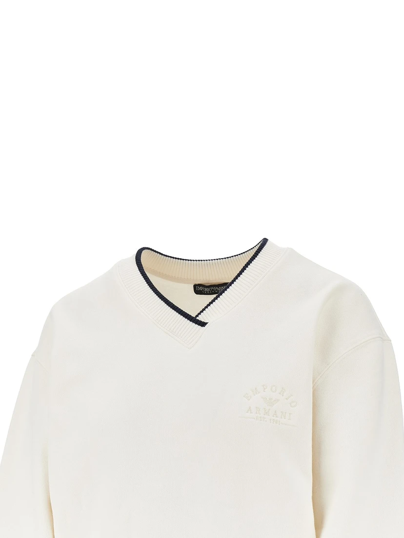 V-neck sweatshirt