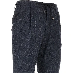 Active Uniform pants with darts