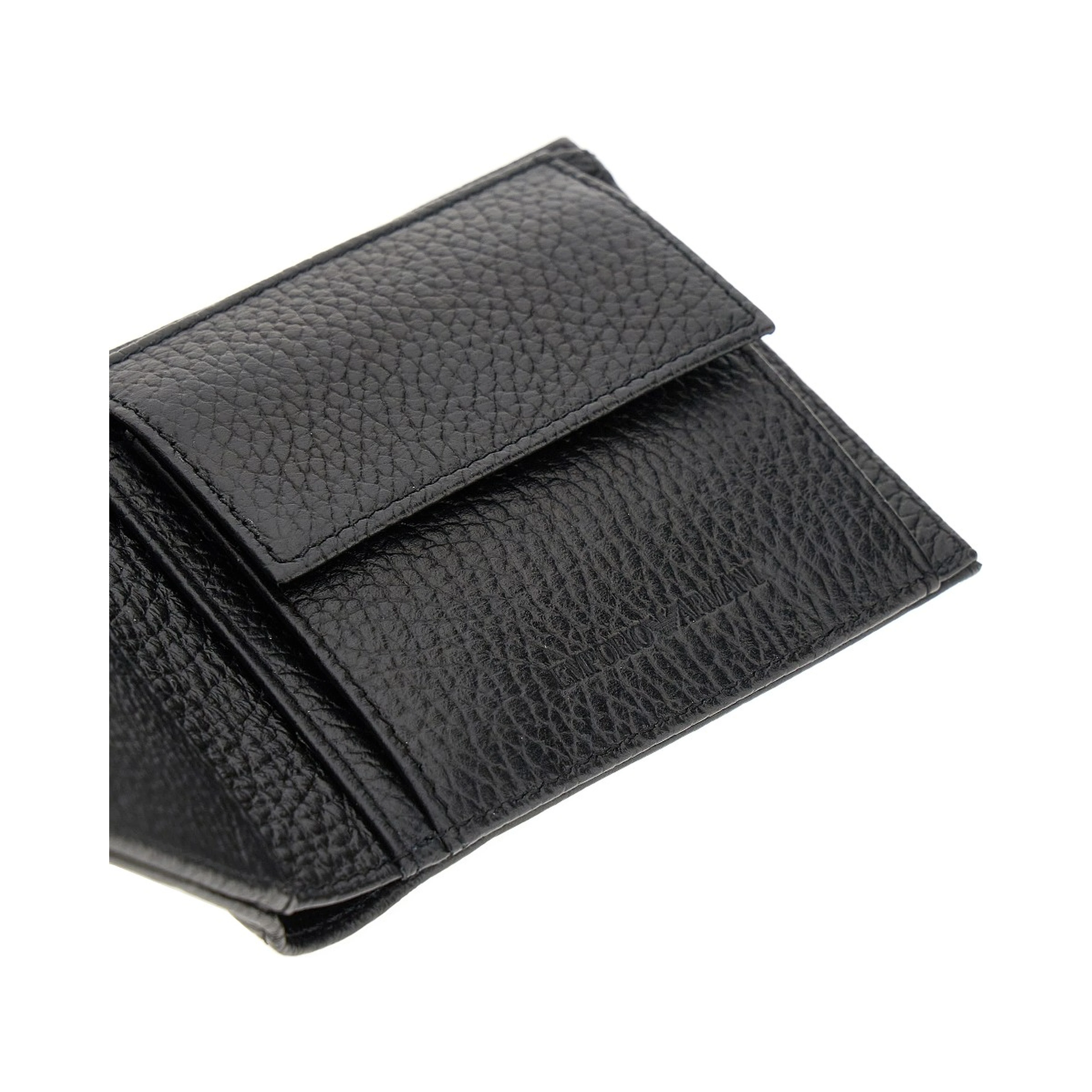 Grained leather bi-fold wallet