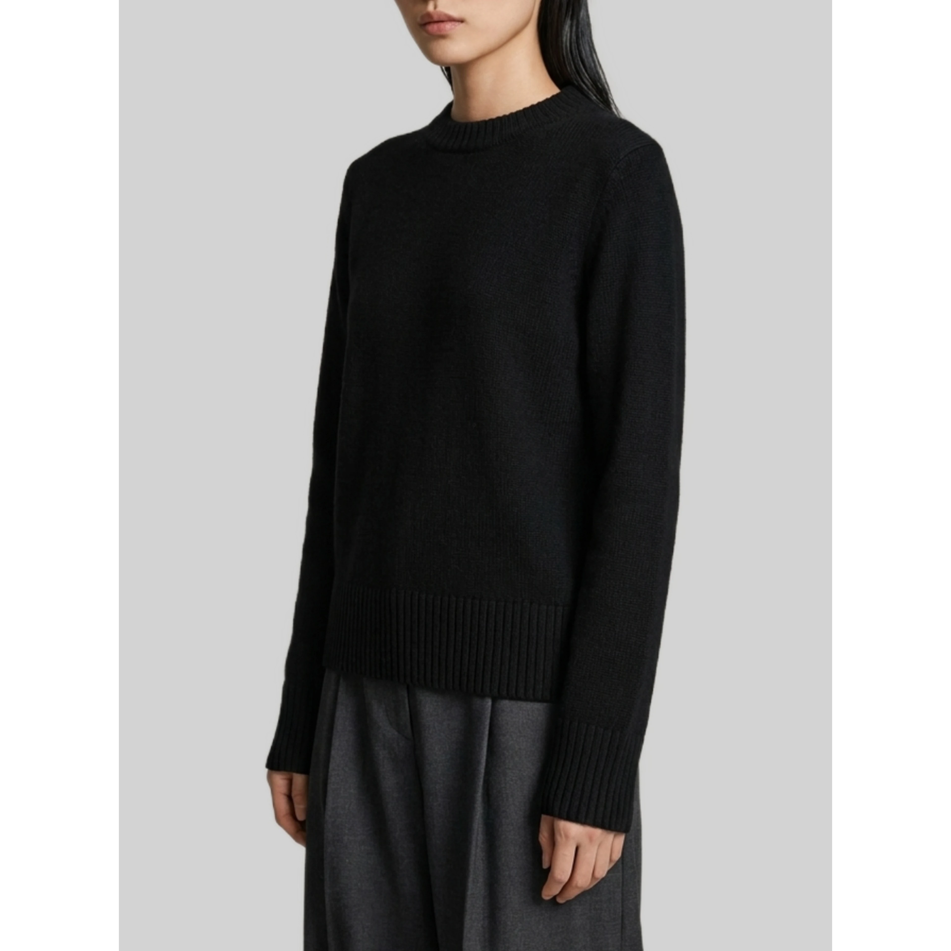 Black Baltra sweater