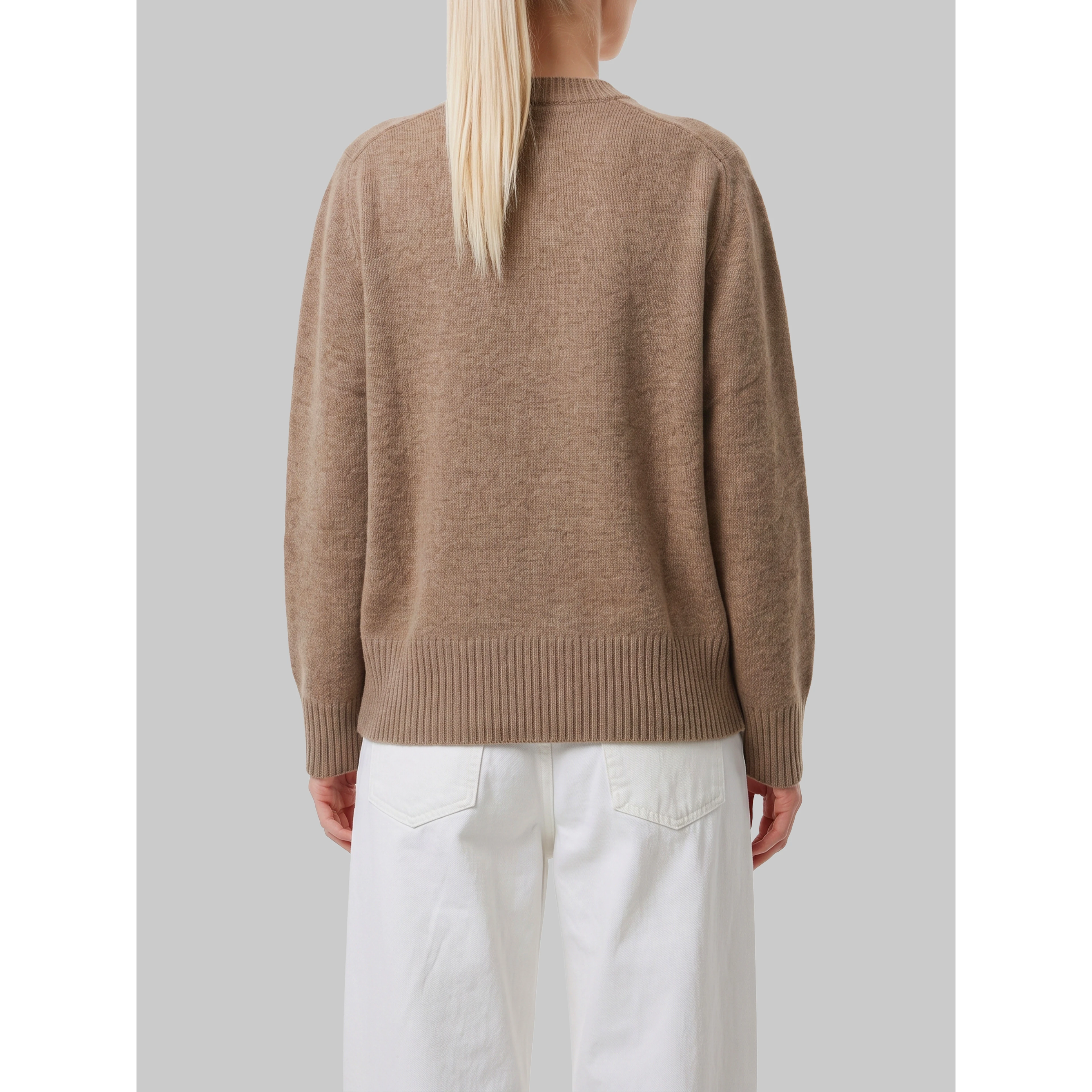 Nutmeg Baltra sweater