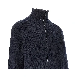 Wool cardigan with zip closure