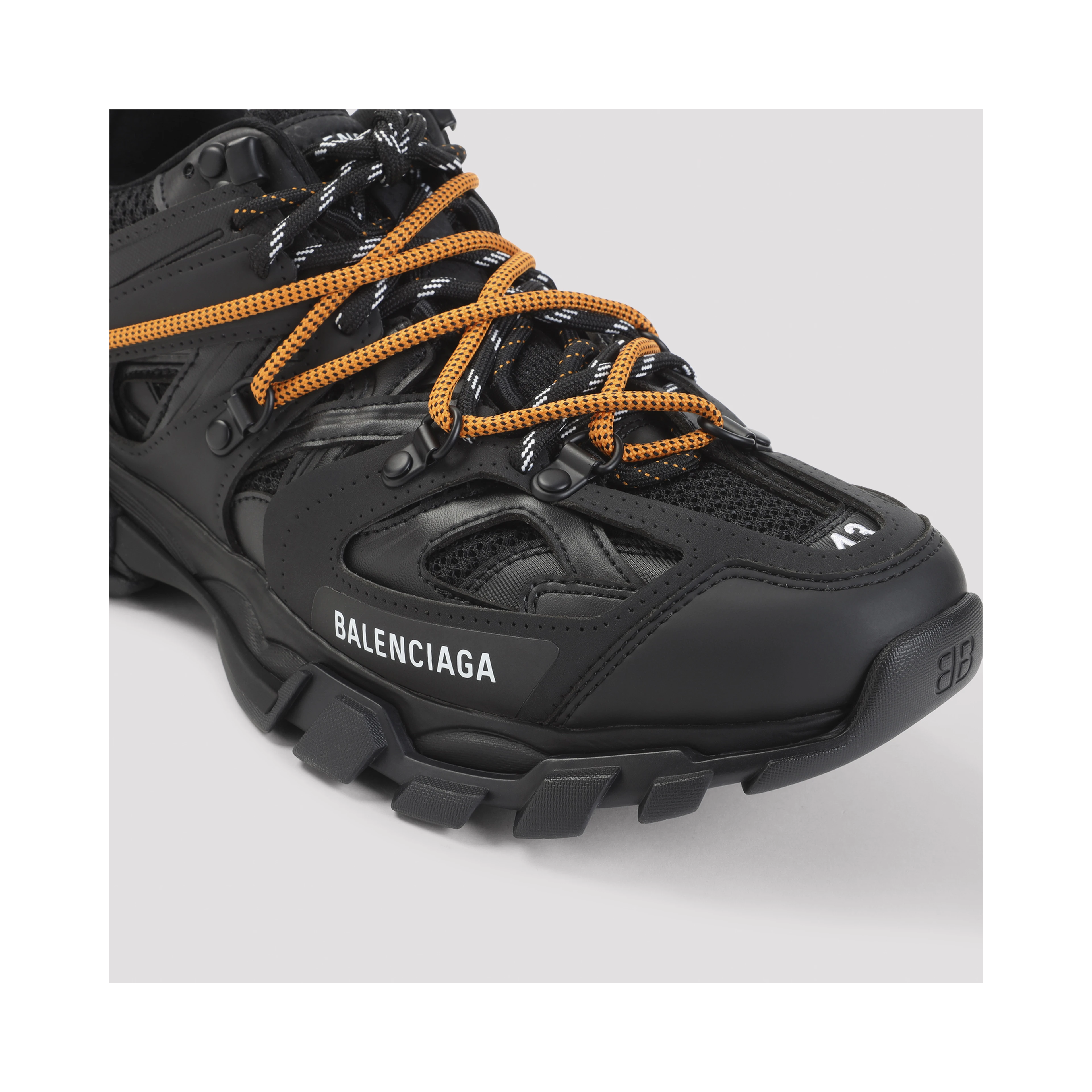 TRACK TRAIL LACES