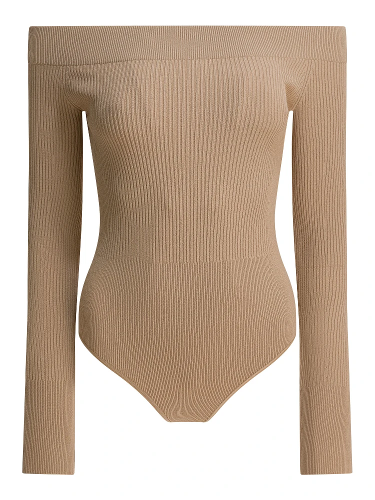 Body off-shoulder