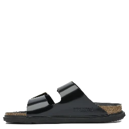 "Arizona Droplet Buckle" low sandals