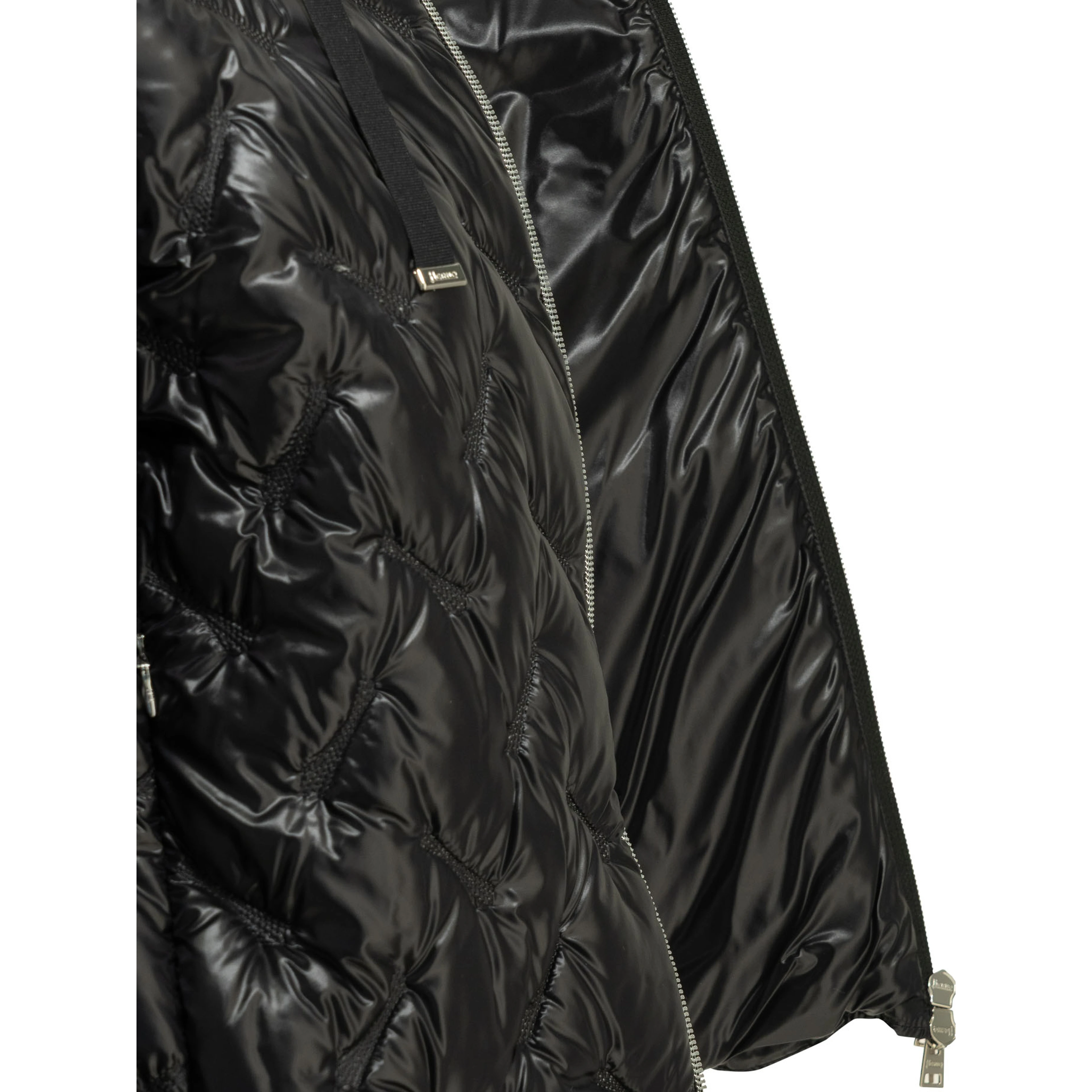 "Resort" Short Down Jacket