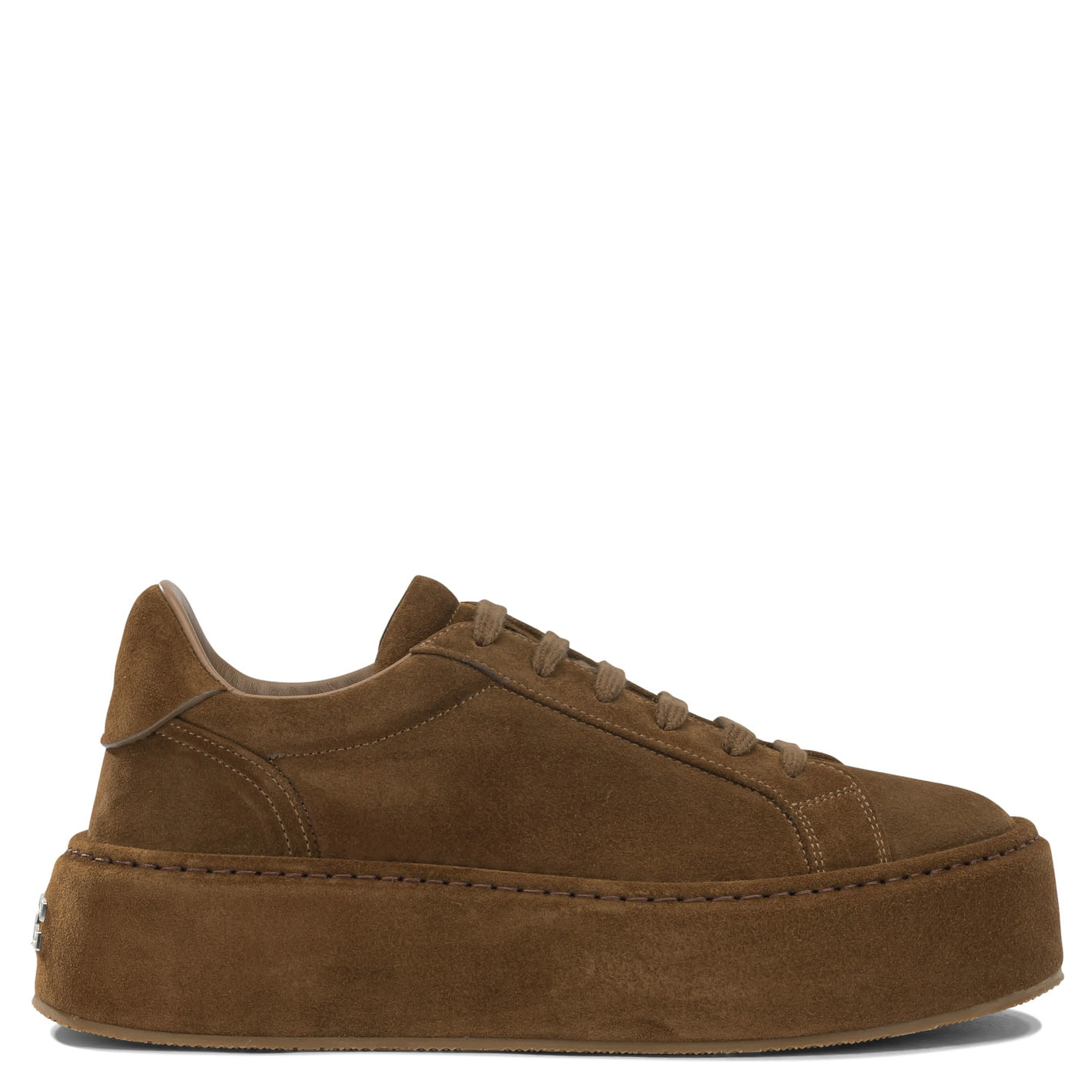 Sneakers & Slip-On