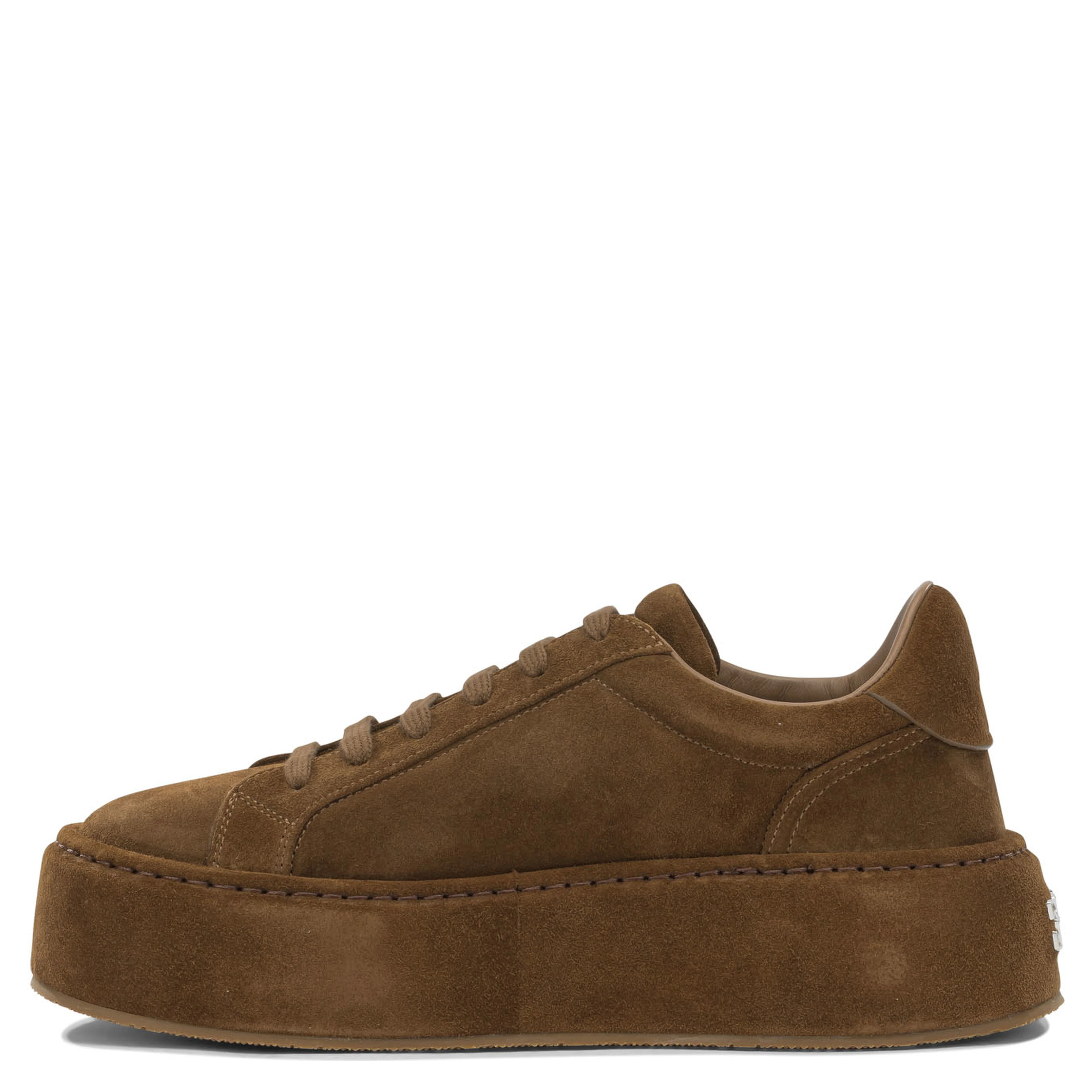 Sneakers & Slip-On