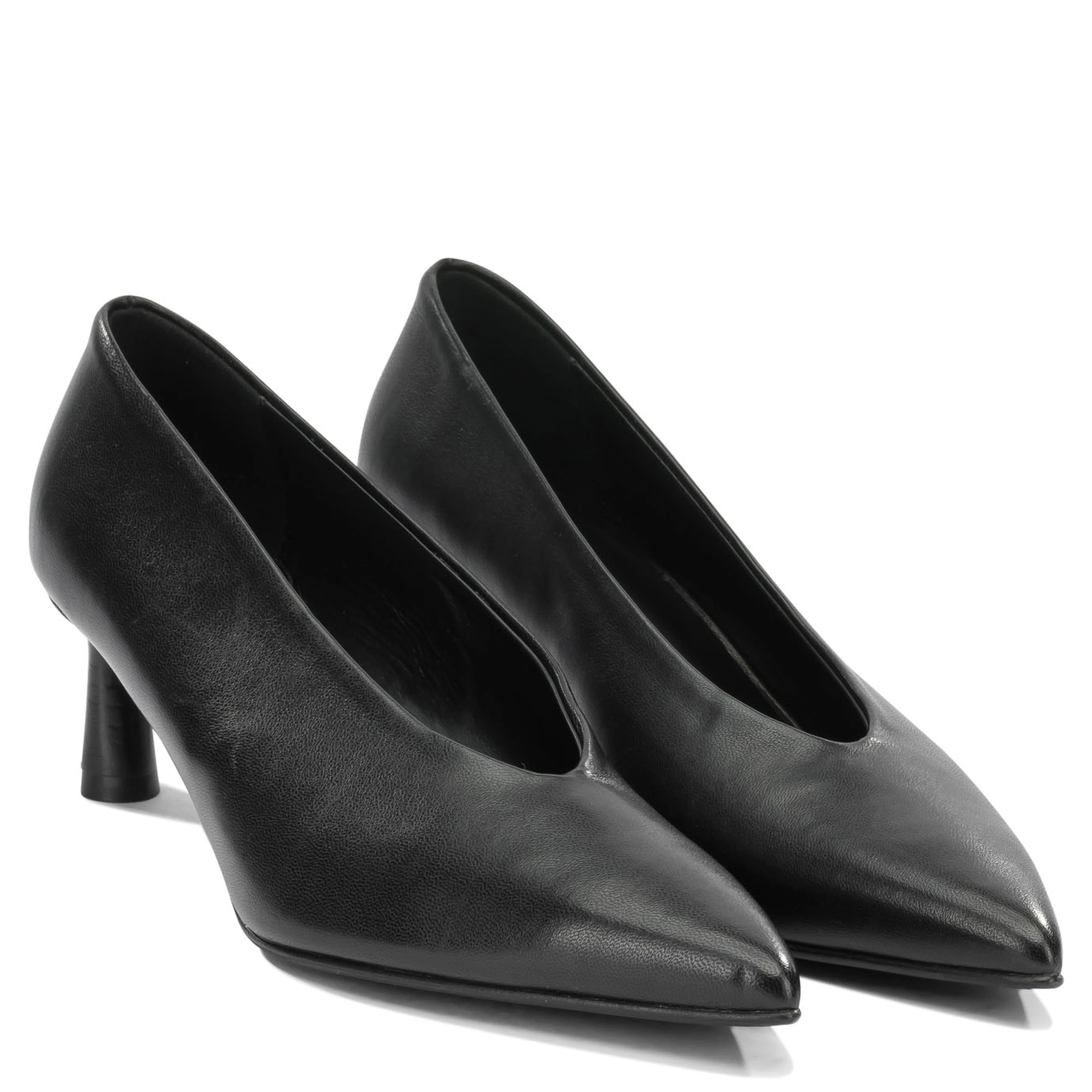 Heeled shoes