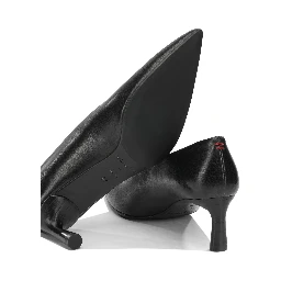 Heeled shoes